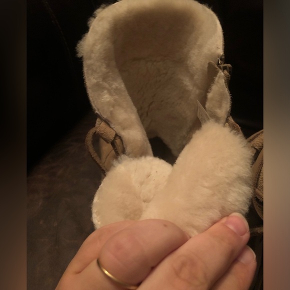 Koolaburra by Ugg SHAZI tan short boot 10 women tie back - Picture 3 of 6